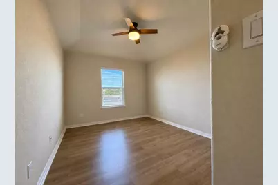 113 Plantain Drive, Hutto, TX 78634 - Photo 16
