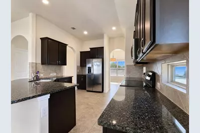 113 Plantain Drive, Hutto, TX 78634 - Photo 10