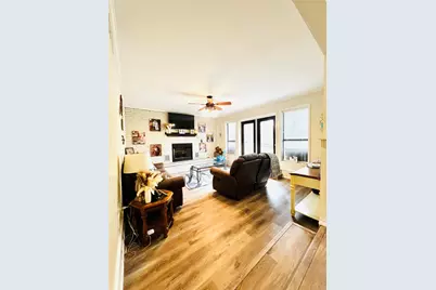 1904 N Hoover Avenue, Cameron, TX 76520 - Photo 4