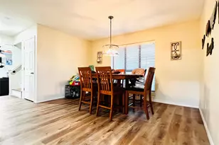 1904 N Hoover Ave, Cameron, TX 76520 - Photo 8