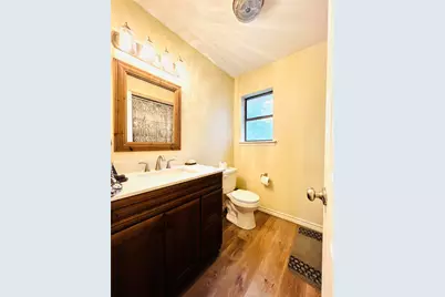 1904 N Hoover Avenue, Cameron, TX 76520 - Photo 16