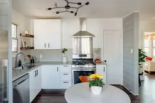 206 W Milton St, Austin, TX 78704 - Photo 6