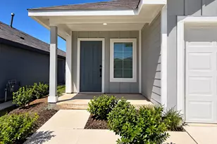 13606 Gunnison Grv Ave, Mustang Ridge, TX 78610 - Photo 2