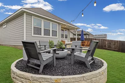 858 Papaya Drive, Buda, TX 78610 - Photo 2