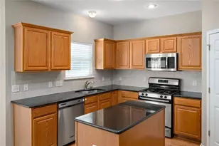 2633 Bolton St, Austin, TX 78748 - Photo 8