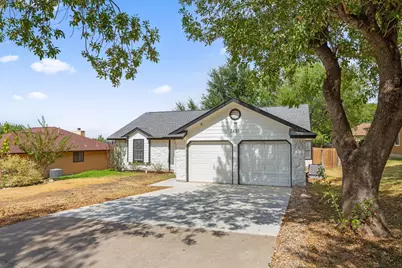 2401 Lasso Drive, Round Rock, TX 78681 - Photo 2