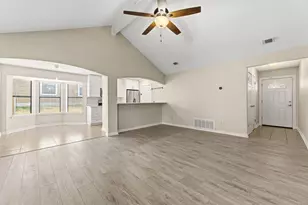 2401 Lasso Dr, Round Rock, TX 78681 - Photo 10