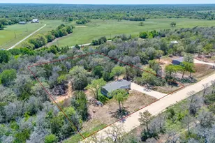 119 Milam Ln, Bastrop, TX 78602 - Photo 8