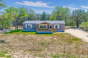 119 Milam Ln, Bastrop, TX 78602 - Photo 4