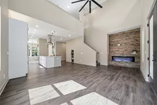 22008 Plockton Dr, Briarcliff, TX 78669 - Photo 16