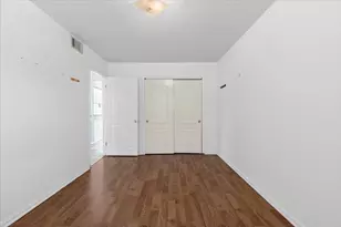 2507 Manor Cir, Austin, TX 78723 - Photo 12