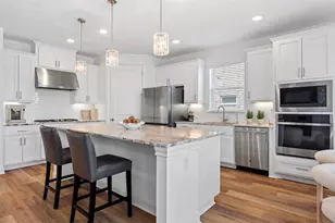 5713 Alamosa Clearing Dr, Lakeway, TX 78738 - Photo 1