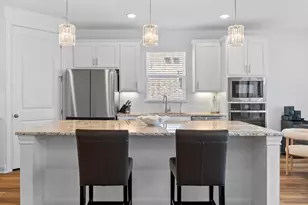 5713 Alamosa Clearing Dr, Lakeway, TX 78738 - Photo 10