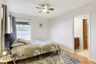 6903 Deatonhill Dr, Austin, TX 78745 - Photo 10