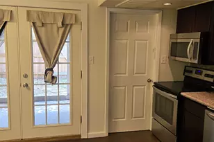 8811 Dawnridge Cir, Austin, TX 78757 - Photo 4
