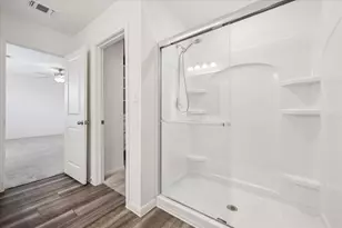 208 Night Riders Wy, Jarrell, TX 76537 - Photo 16