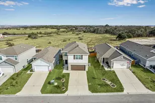 208 Night Riders Wy, Jarrell, TX 76537 - Photo 30