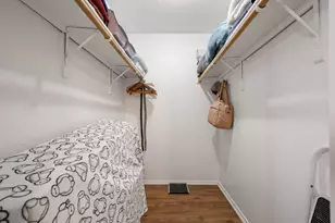 806 W 24th St, Austin, TX 78705 - Photo 16