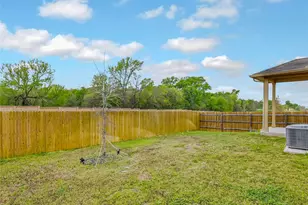 6917 Ranchito Dr, Austin, TX 78744 - Photo 24