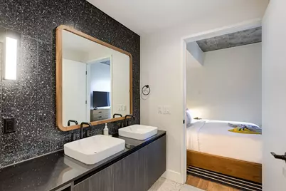 48 East Avenue #1809, Austin, TX 78701 - Photo 16