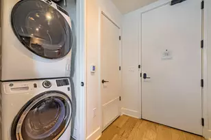 48 East Ave, Austin, TX 78701 - Photo 20