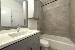203 E 31st St, Austin, TX 78705 - Photo 14