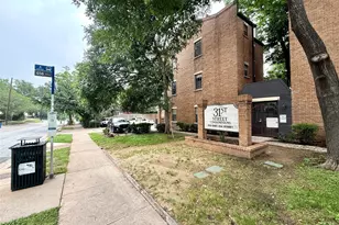203 E 31st St, Austin, TX 78705 - Photo 2