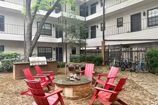 203 E 31st St, Austin, TX 78705 - Photo 4
