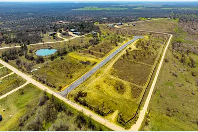 211 Sage Hills Drive, Lockhart, TX 78644 - Photo 4