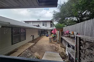 25408 Cove Dr, Spicewood, TX 78669 - Photo 6