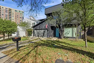 904 Catalpa St, Austin, TX 78702 - Photo 2