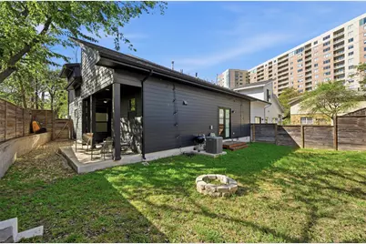 904 Catalpa Street #B, Austin, TX 78702 - Photo 32