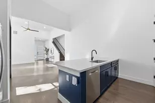 904 Catalpa St, Austin, TX 78702 - Photo 14