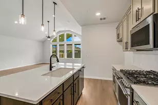 139 Grand Cyn Wy, Kyle, TX 78640 - Photo 6