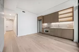 610 Davis St, Austin, TX 78701 - Photo 8