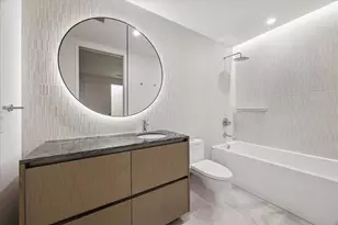 610 Davis St, Austin, TX 78701 - Photo 4