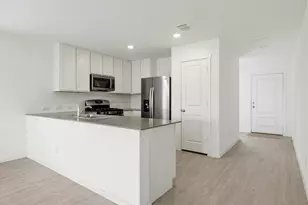 116 Bens Blf, Fredericksburg, TX 78624 - Photo 6