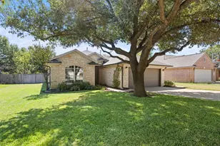802 Mountain Ridge Dr, Leander, TX 78641 - Photo 2