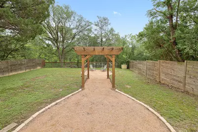 7609 Crystalbrook Drive W, Austin, TX 78724 - Photo 20