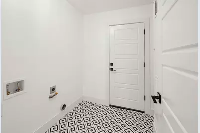 7609 Crystalbrook Drive W, Austin, TX 78724 - Photo 16