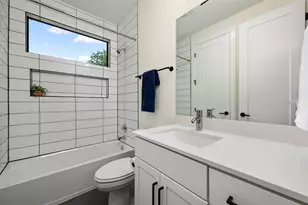 1615 Holly St, Austin, TX 78702 - Photo 36