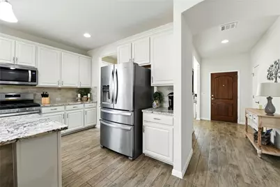 107 Calhoun Lane, Georgetown, TX 78633 - Photo 8