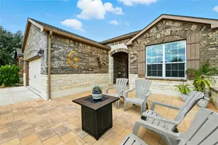 107 Calhoun Ln, Georgetown, TX 78633 - Photo 4