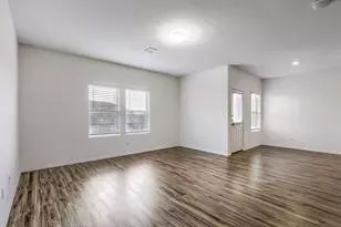 721 Mallow Rd, Leander, TX 78641 - Photo 4