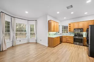 182 Elm Wood Dr, Elgin, TX 78621 - Photo 12