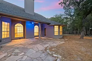 182 Elm Wood Dr, Elgin, TX 78621 - Photo 30