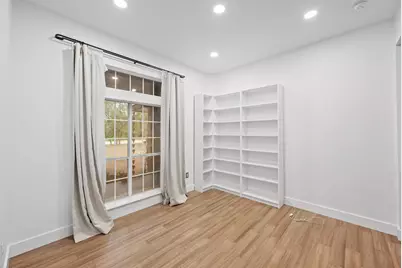 182 Elm Wood Drive, Elgin, TX 78621 - Photo 6