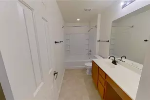 2118 Nogales Trail, Austin, TX 78744 - Photo 10