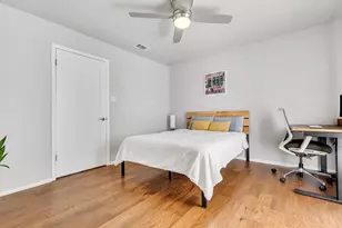3601 Las Colinas Dr, Austin, TX 78731 - Photo 12