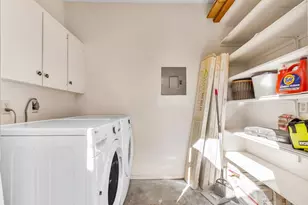 3601 Las Colinas Dr, Austin, TX 78731 - Photo 20